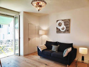 Top Floor Nest, Balcony Close To Sea And Old-town